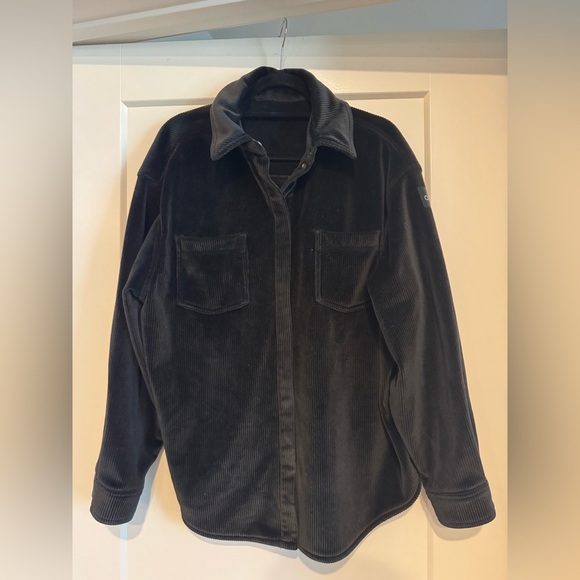 Alo Ribbed Velour Mountain Side Shacket, Black, Size Medium - Picture 1 of 6